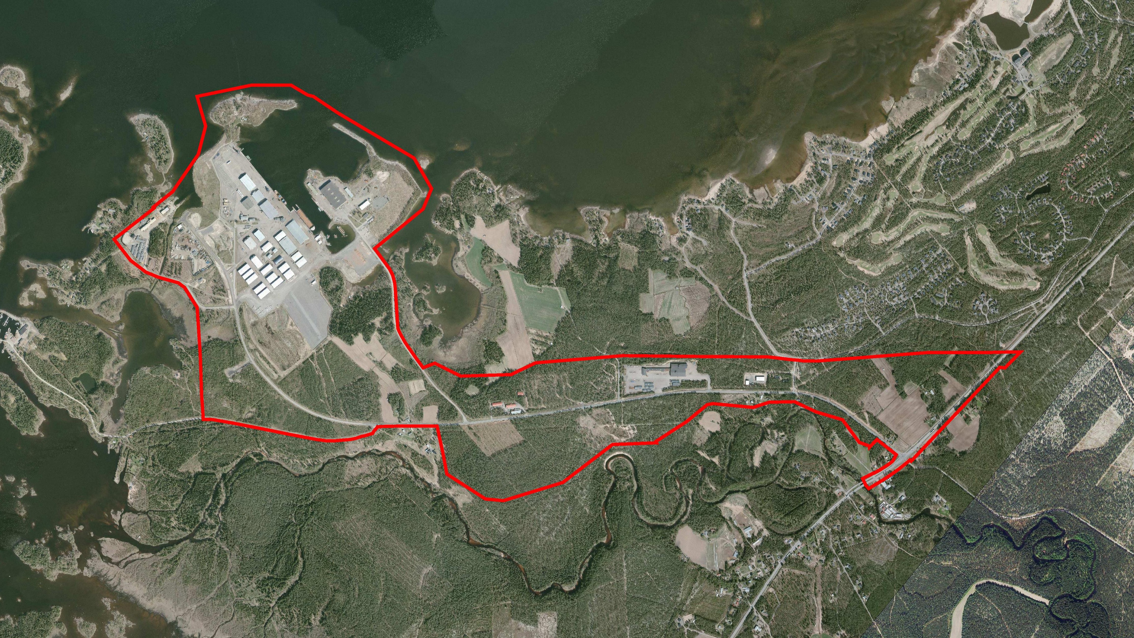 Sataman yrityspuiston osayleiskaava-alueen rajaus ilmakuvassa