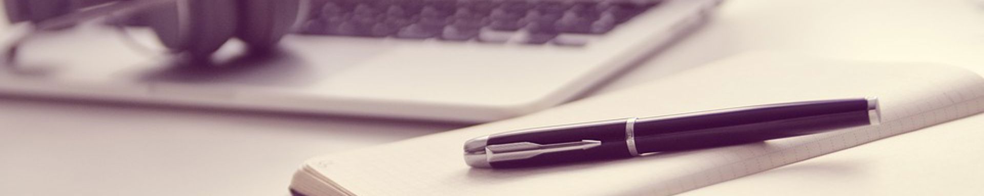 Kynä, vihko, tietokone