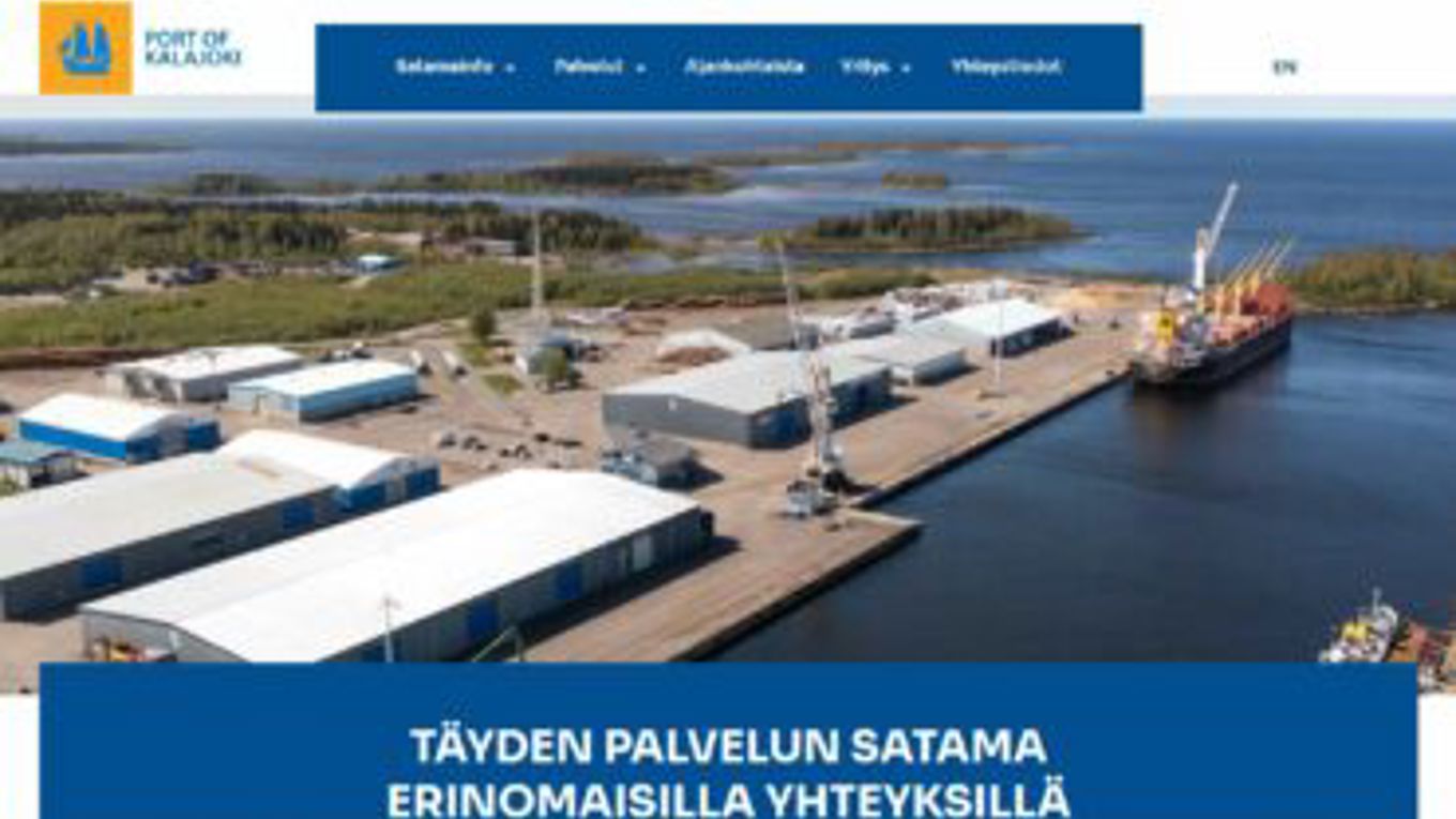 täyden palvelun satama erinomaisilla yhteyksillä.