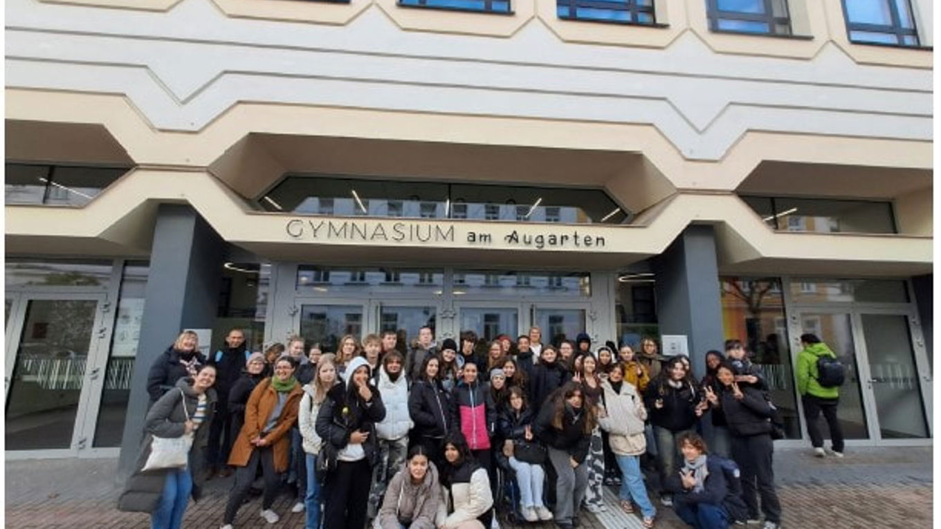 Group of students.